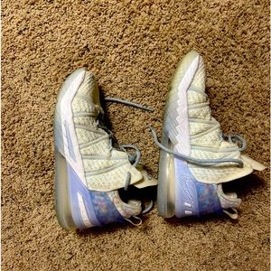 Size 7Y LeBron 18 NGR GS ‘Blue Tint’ 2021